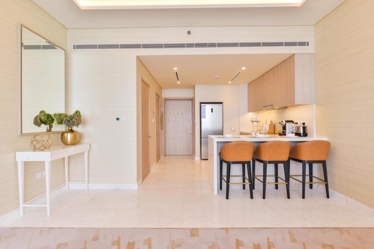 Ultra Luxury Palm Tower With Shared Hotel Facilities Dubai Eksteriør billede