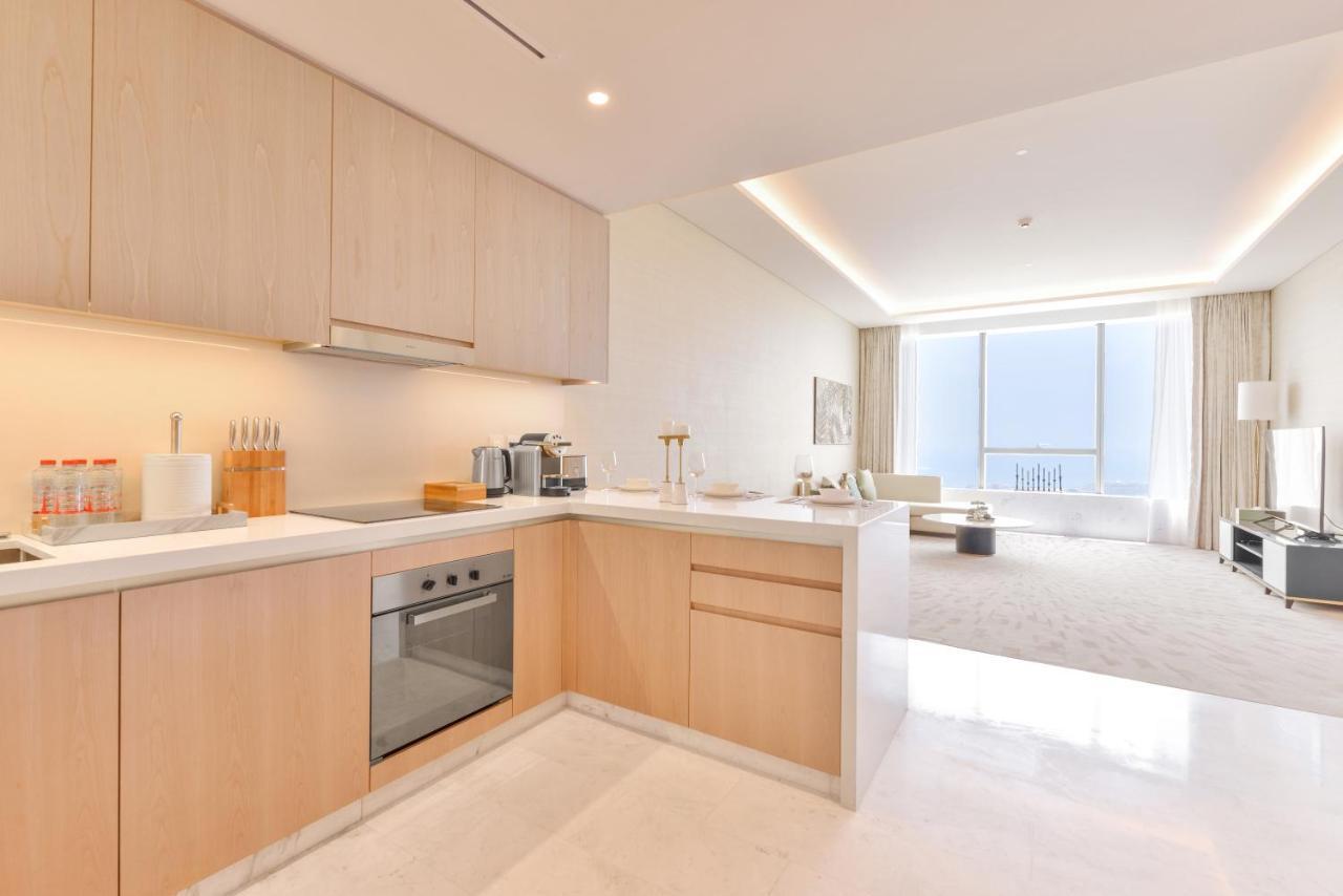 Ultra Luxury Palm Tower With Shared Hotel Facilities Dubai Eksteriør billede