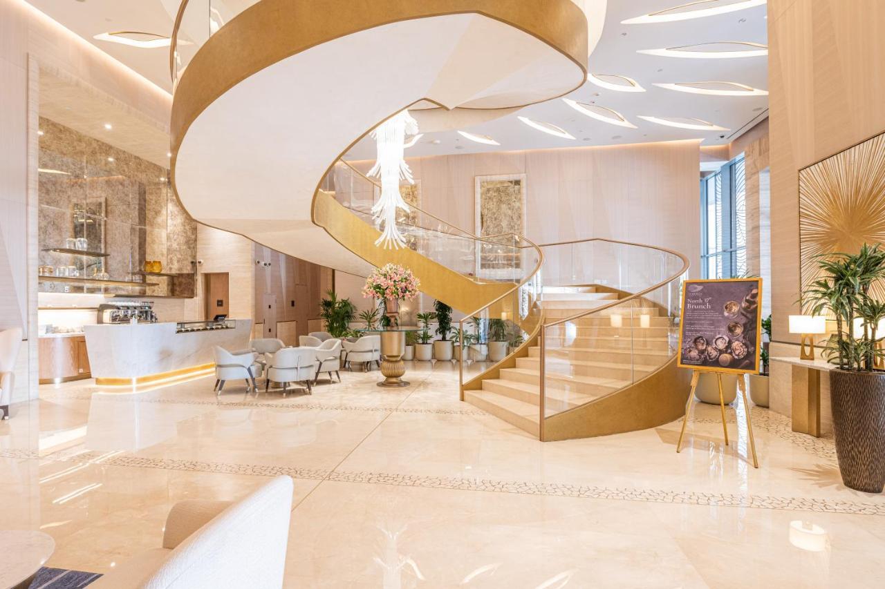 Ultra Luxury Palm Tower With Shared Hotel Facilities Dubai Eksteriør billede
